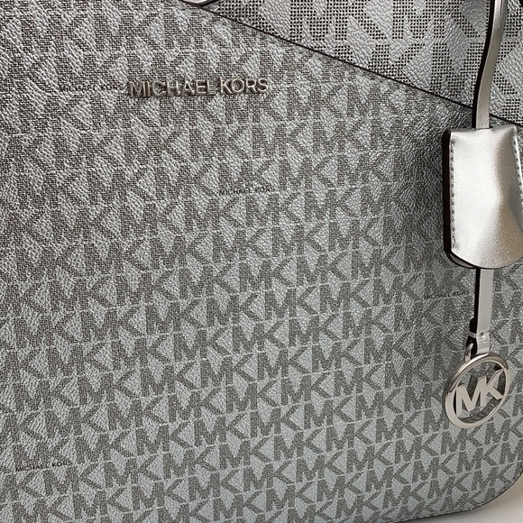 MICHAEL KORS JET SET LARGE X CHAIN SHOULDER TOTE SILVER SIGNATURE COLOR - Picture 5 of 16